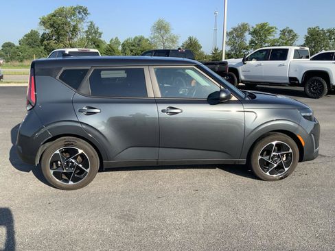 Used 2024 Kia Soul EX FWD image 14