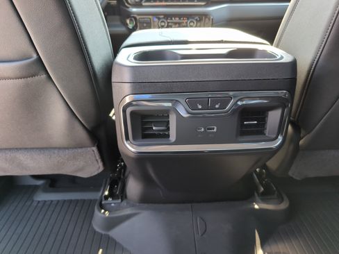 New 2026 Chevrolet Silverado 1500 LTZ w/ LTZ Premium Package image 29