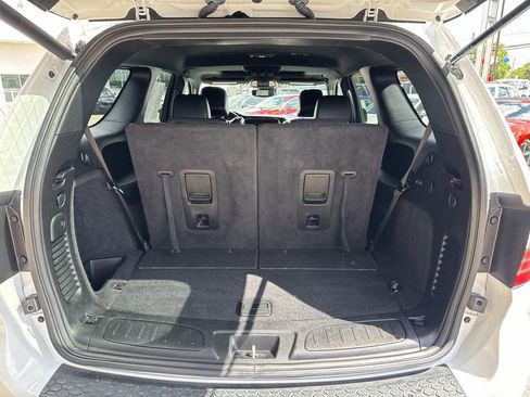 Used 2023 Dodge Durango GT AWD/4WD image 9