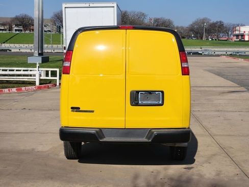 New 2025 Chevrolet Express 2500 RWD image 12