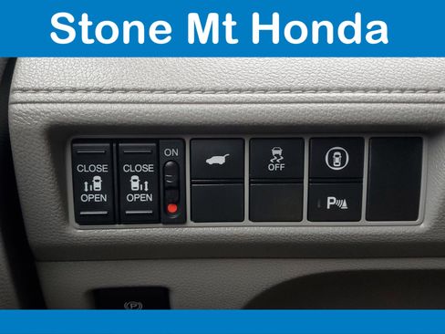 Used 2023 Honda Odyssey Elite image 32