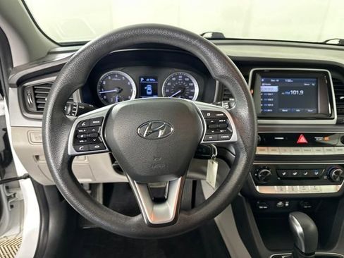 Used 2019 Hyundai Sonata SE image 14