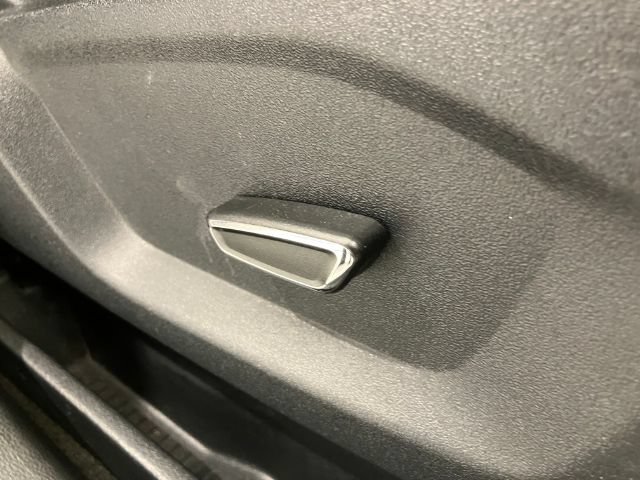 Used 2015 Ford Edge SEL w/ Equipment Group 201A FWD image 30