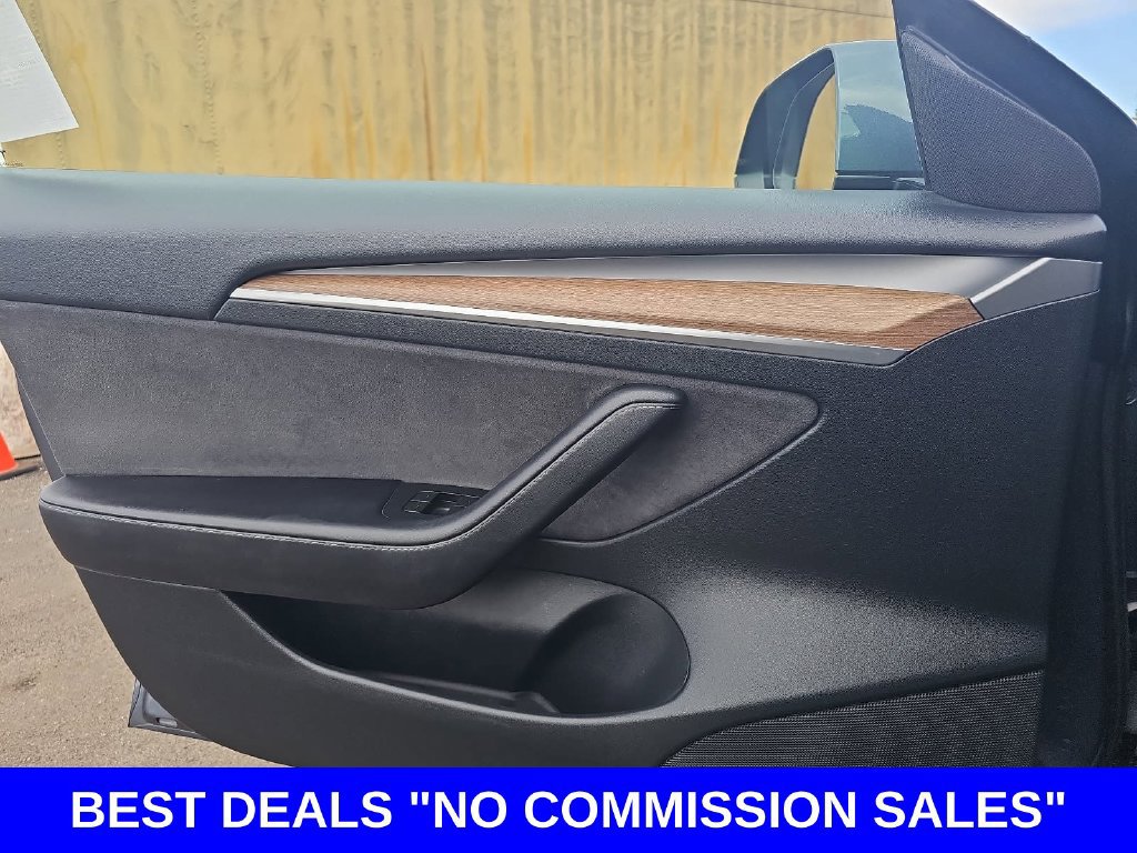 Used 2023 Tesla Model 3 Standard Range RWD image 28