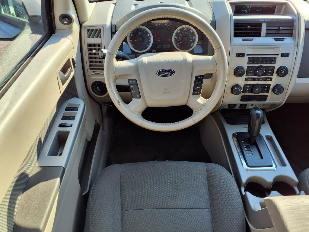 Used 2009 Ford Escape XLT FWD image 11