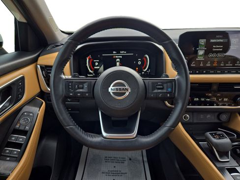 Used 2021 Nissan Rogue Platinum FWD image 22