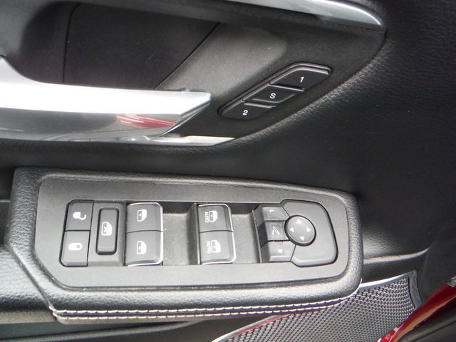 Used 2025 RAM 1500 Laramie AWD/4WD image 20