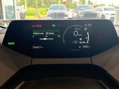 Used 2024 Toyota Prius XLE FWD image 14