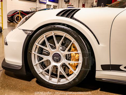 Used 2016 Porsche 911 GT3 RS RWD image 36