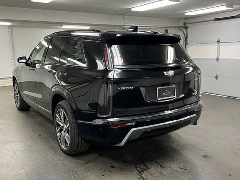 New 2026 Cadillac Vistiq Sport w/ LPO, Floor Liner Package image 3