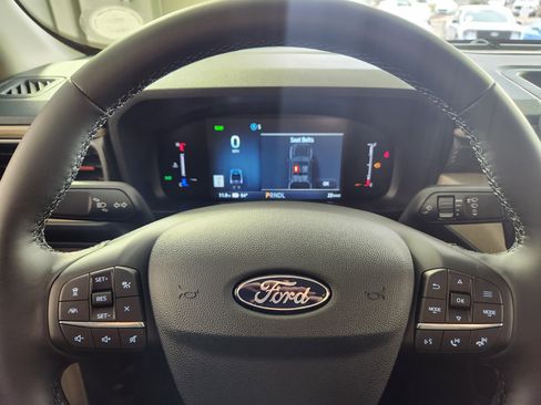 New 2026 Ford Maverick Lariat image 14