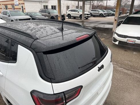 Used 2025 Jeep Compass Limited w/ High Altitude Package image 36