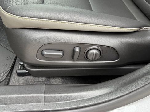 Used 2025 Chevrolet Trax ACTIV w/ Driver Confidence Package image 17