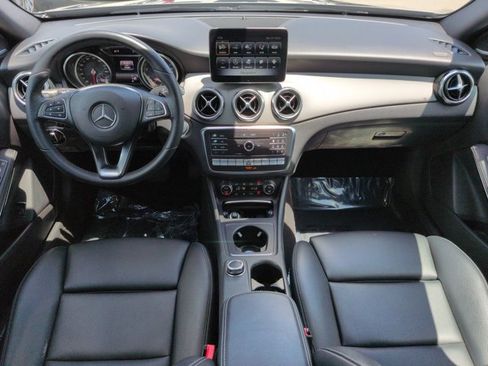 Certified 2019 Mercedes-Benz GLA 250 4MATIC image 15