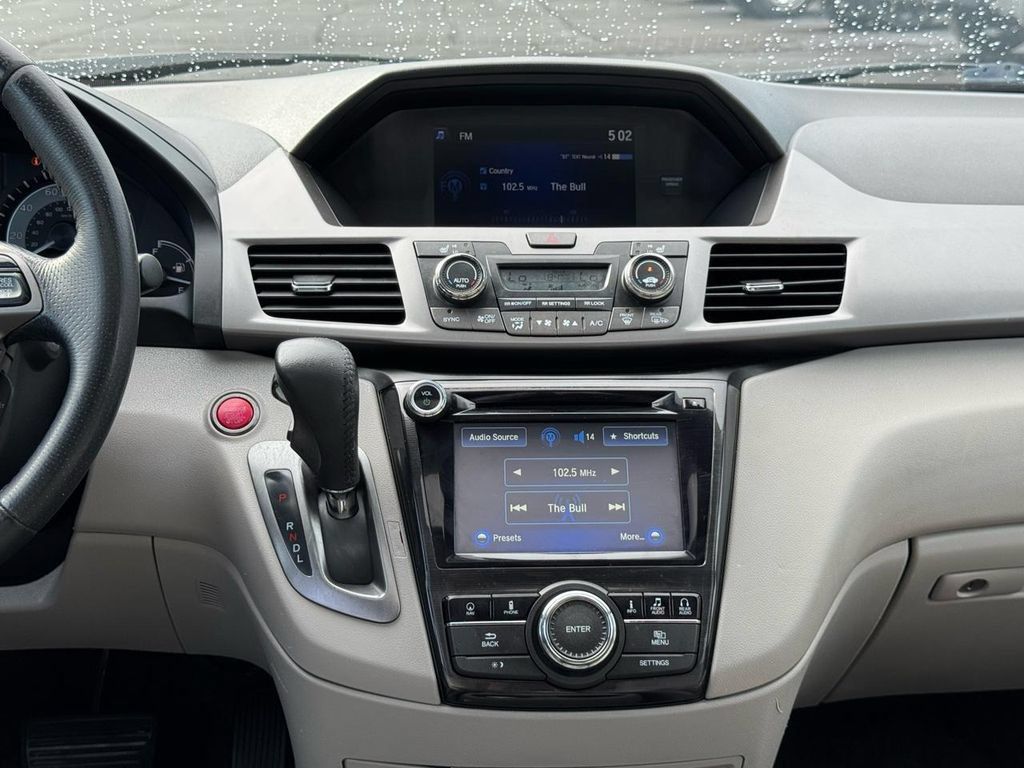 Used 2016 Honda Odyssey Touring image 26