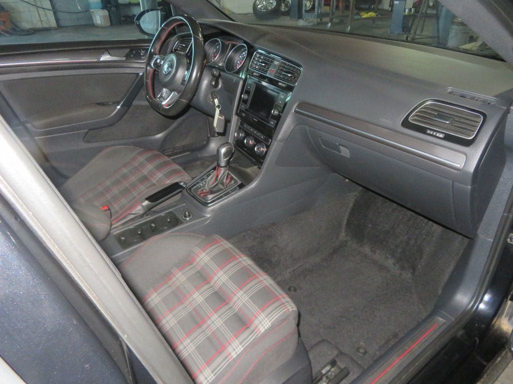 Used 2020 Volkswagen GTI S FWD image 30
