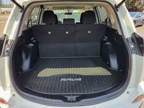 Used 2016 Toyota RAV4 XLE FWD image 22