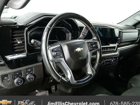 Certified 2024 Chevrolet Silverado 2500 LT AWD/4WD image 4