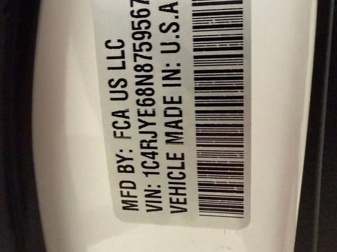 Certified 2022 Jeep Grand Cherokee Summit w/ Advanced Protech Group IV image 23