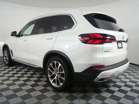 Certified 2025 BMW X5 xDrive40i image 5