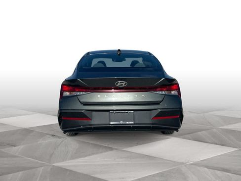 New 2025 Hyundai Elantra SE FWD image 7
