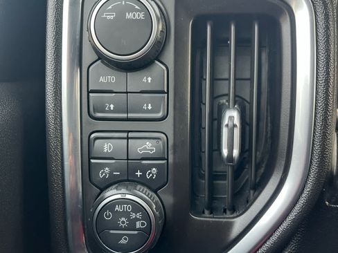 Used 2020 Chevrolet Silverado 2500 LTZ w/ LTZ Premium Package image 24