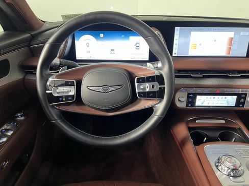 Used 2023 Genesis G90 3.5T image 12
