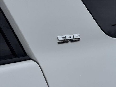 Used 2019 Toyota 4Runner SR5 w/ Four Season Floor Mat Package image 11