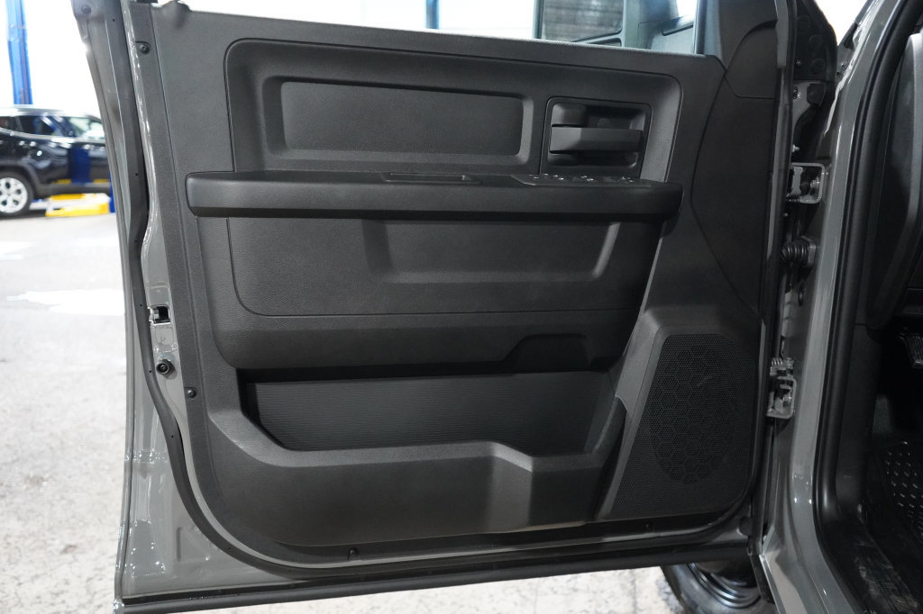 New 2027 RAM 3500 Tradesman AWD/4WD image 26