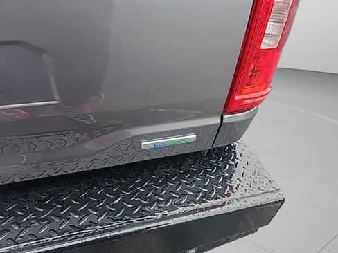 Used 2022 Ford F150 XLT w/ Equipment Group 302A High image 35