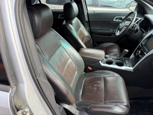 Used 2014 Ford Explorer Sport w/ Equipment Group 401A image 4