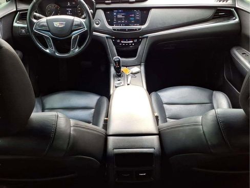 Used 2020 Cadillac XT5 Premium Luxury FWD image 10