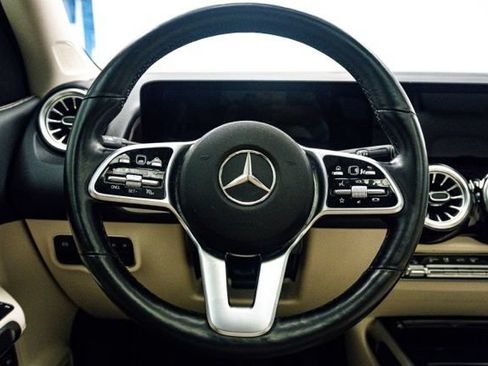 Used 2022 Mercedes-Benz GLB 250 4MATIC image 20