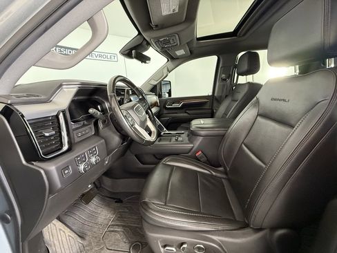 Used 2024 GMC Sierra 2500 Denali w/ Denali Reserve Package image 16
