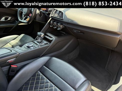 Used 2022 Audi R8 V10 performance RWD image 32