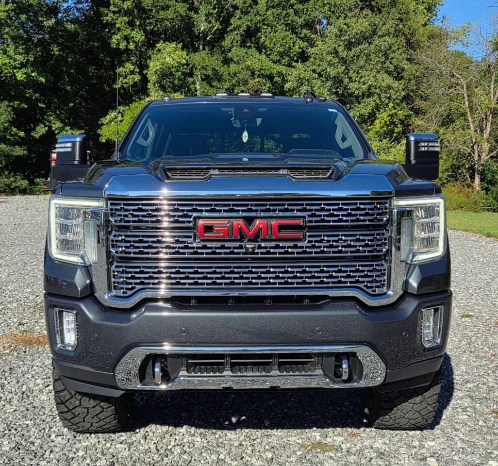 Used 2021 GMC Sierra 3500 Denali w/ Denali Ultimate Package AWD/4WD image 2