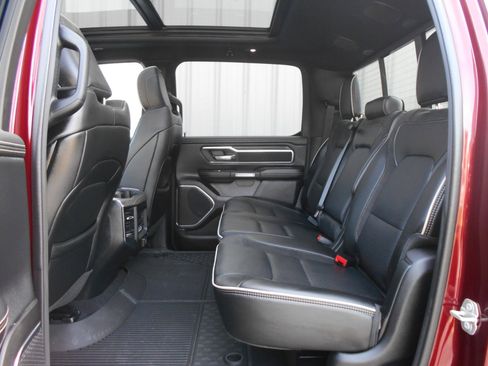 Used 2025 RAM 1500 Laramie w/ Sport Appearance Package AWD/4WD image 7