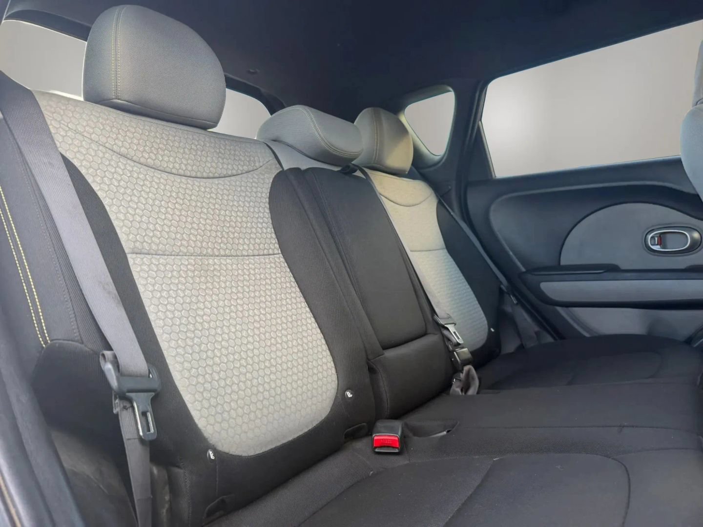 Used 2014 Kia Soul + FWD image 18
