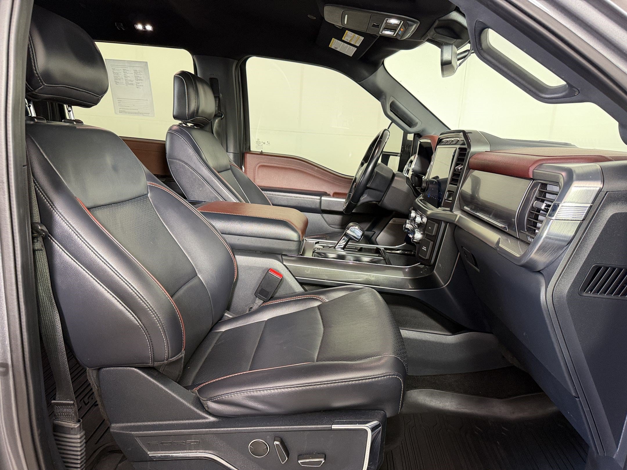 Used 2021 Ford F150 Lariat w/ Equipment Group 502A High AWD/4WD image 25