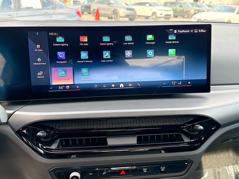 Used 2025 BMW 230i Coupe image 29