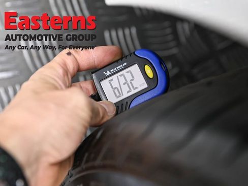 Used 2023 BMW X7 xDrive40i w/ Executive Package image 28