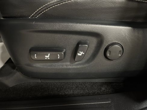 Used 2023 Toyota 4Runner Limited image 30