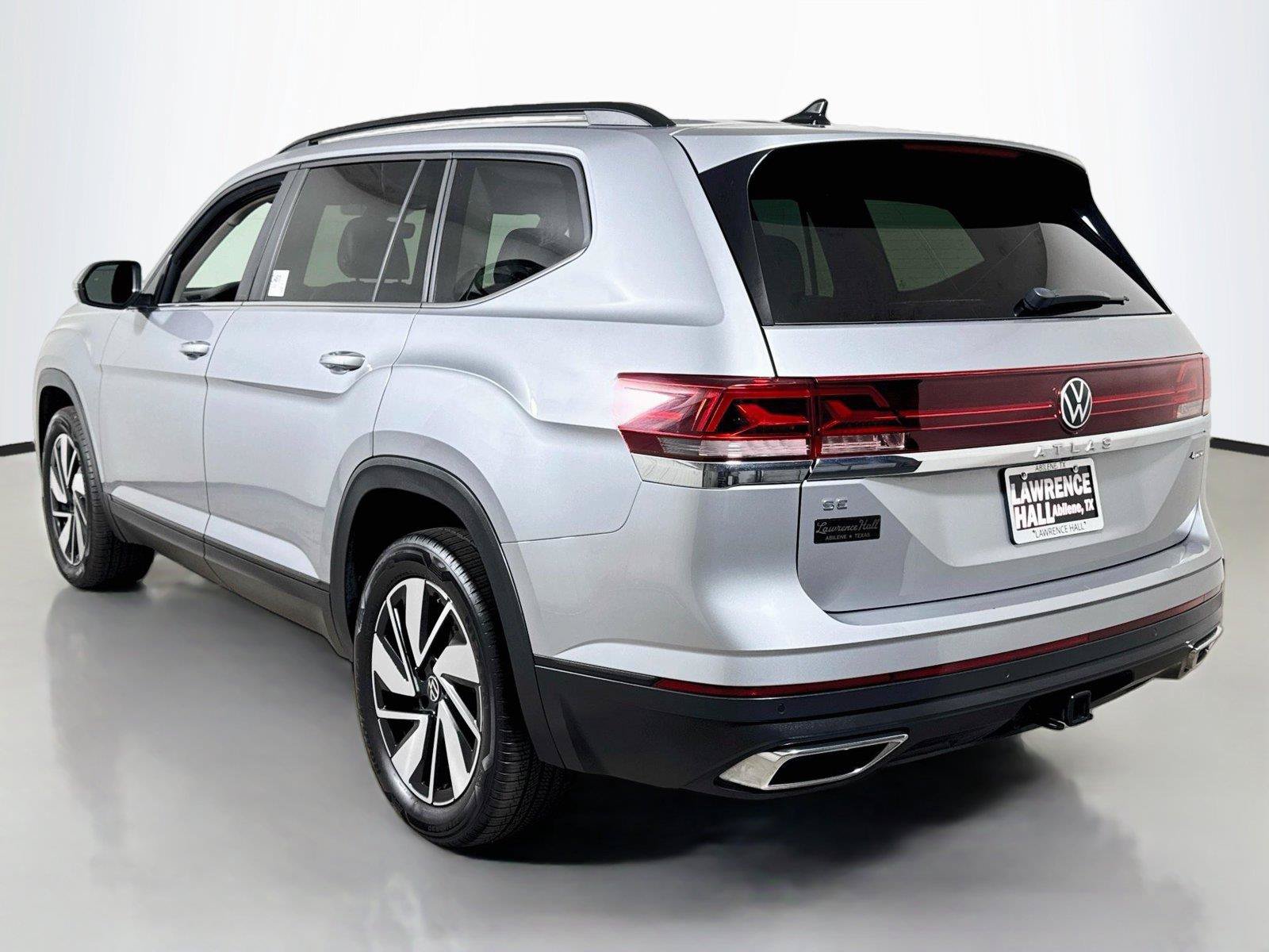 Used 2026 Volkswagen Atlas SE AWD/4WD image 6