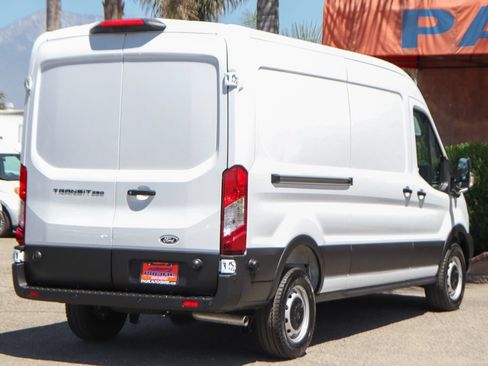 Used 2026 Ford Transit 250 148 Medium Roof RWD image 10