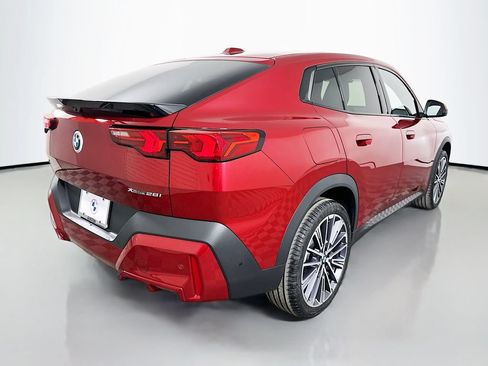 Used 2026 BMW X2 xDrive28i w/ Technology Package AWD/4WD image 5