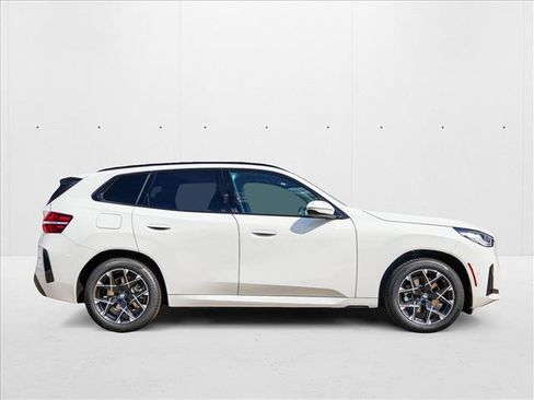 Used 2026 BMW X3 xDrive30 AWD/4WD image 4