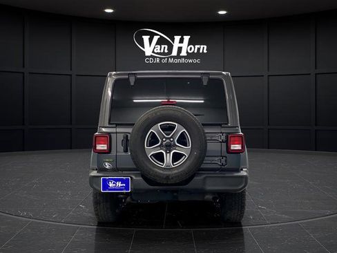 Used 2022 Jeep Wrangler Unlimited Sport w/ Sun And Sound Package AWD/4WD image 6