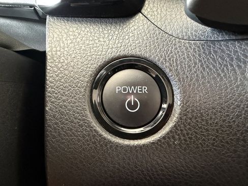 Used 2025 Toyota Camry SE w/ Multimedia Upgrade Package image 24