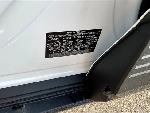 New 2026 Hyundai Ioniq 5 SEL image 8