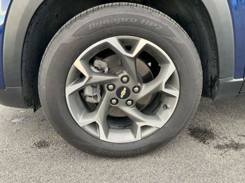 Used 2024 Chevrolet Trax LT w/ Driver Confidence Package image 18